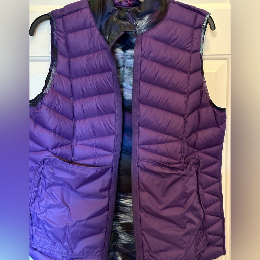 Westbound Multi-Color Puffer Vest Size XL - Picture 2 of 3